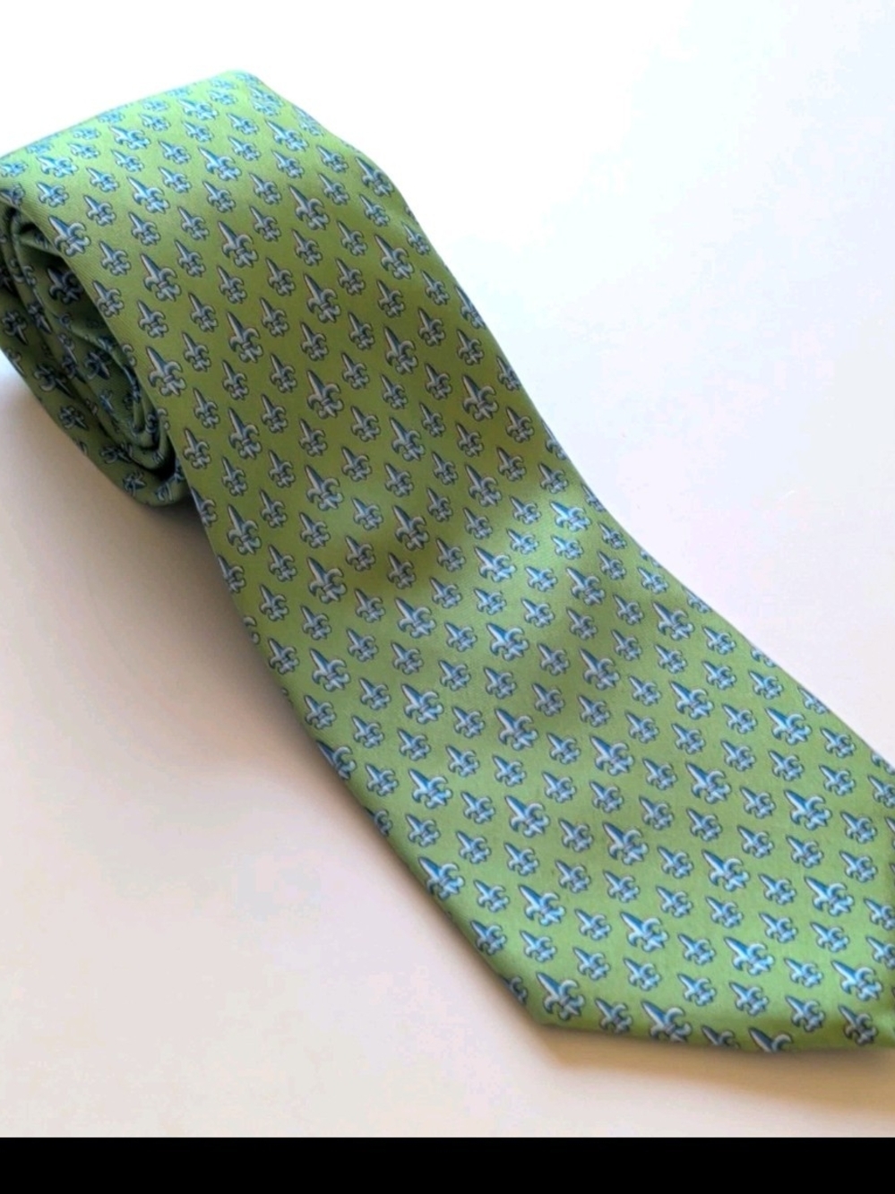 Vineyard Vines x Perlis Fleur De Lis Silk Tie Custom Collection New Orleans